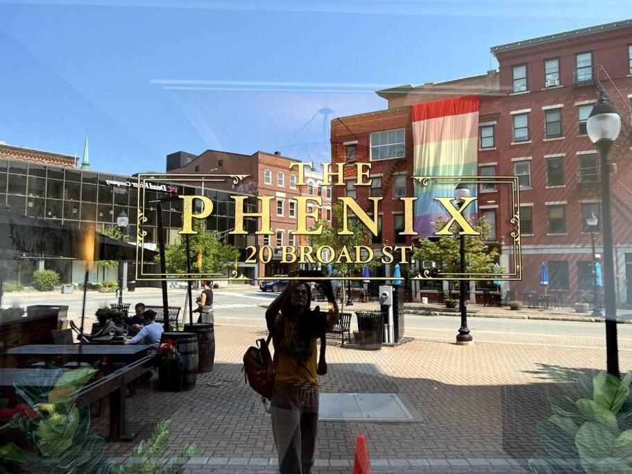 The Phenix Historic Dtwn Hotel, King Bed, Pickering Square View, Room # 301 Bangor Exterior photo